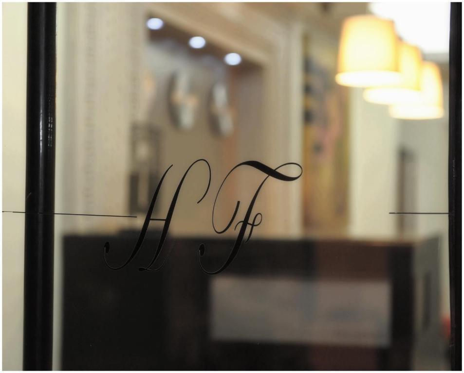 Hôtel&Restaurant Farid Dakar Exterior foto